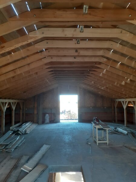 Prestari servicii lemn si fier