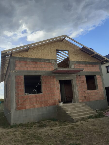 Prestari servicii lemn si fier